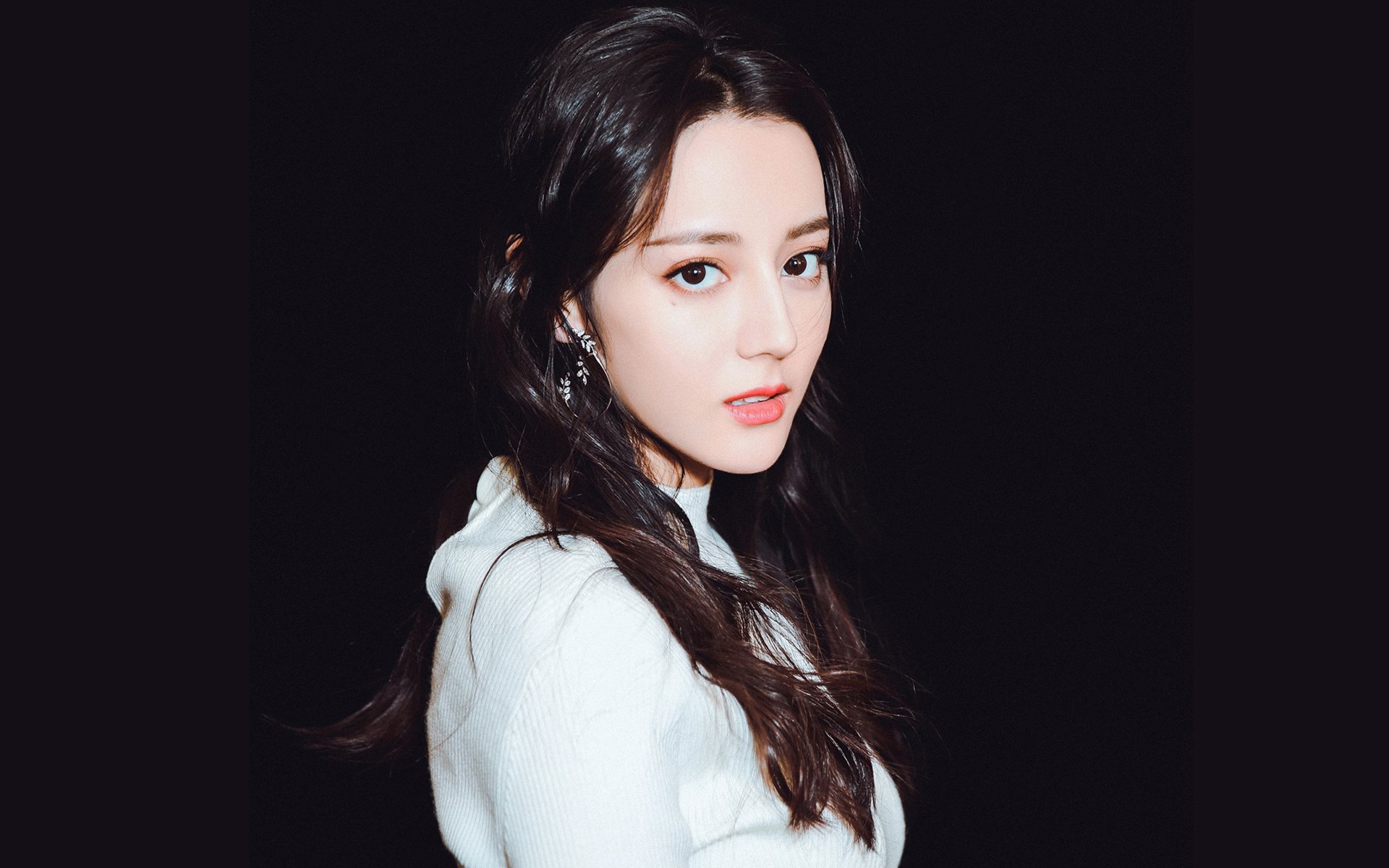 开云体育官方-_场馆创新：搭建绿色环保、科技感十足的新比赛场地_，竞赛场馆运行