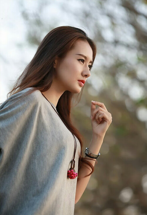 开云体育APP下载-_夜间跑步挑战：在星夜中奔跑的期待_，夜间跑步对身体好吗怎样跑